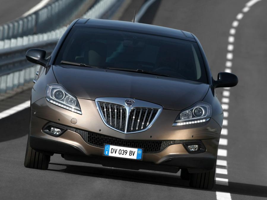  Lancia Delta Executive 2009 года  (фото 14 из 16)